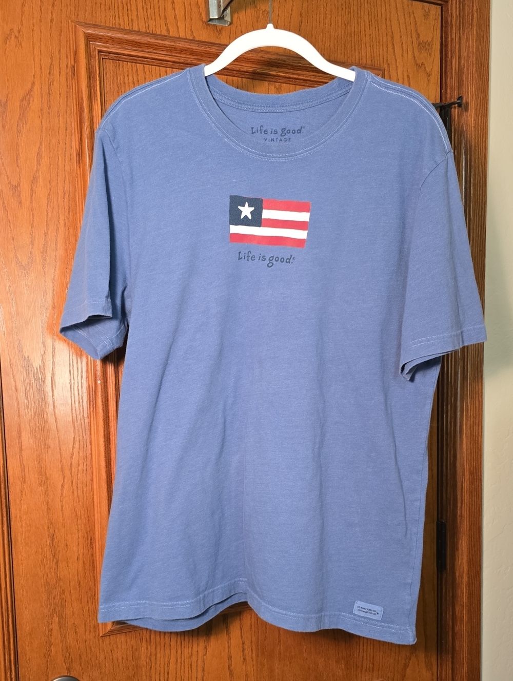 Life Is Good Men's Vintage Slate Blue Flag Graphic Tee